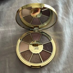 Tarte Rainforest of the Sea Palette